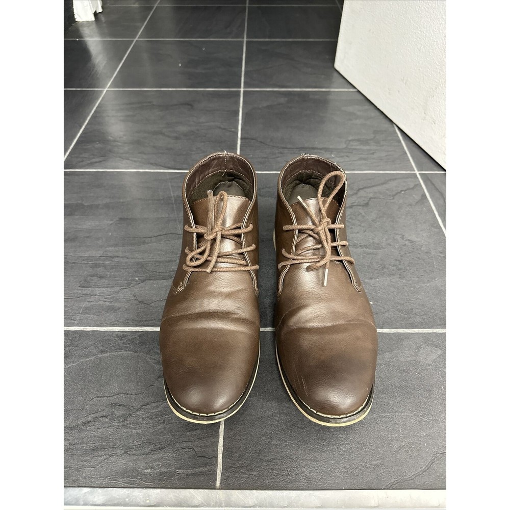 London Fog Brown Chukka Boots Memory Foam Lace Up Shoes Men’s Size 9.5 M
